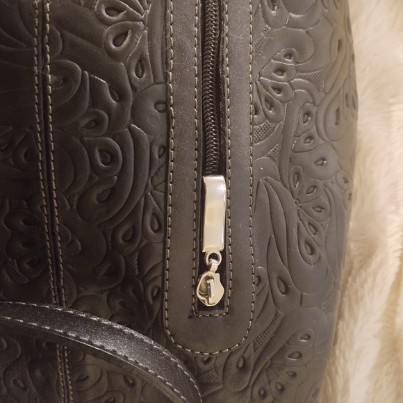 Orifaz-OZ Leather Backpack/Shoulder Bag
